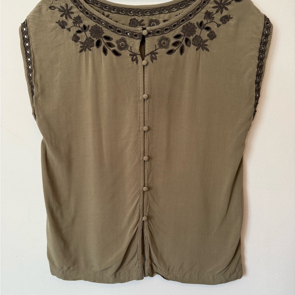 Abercrombie & Fitch Embroidered Olive Green Women's Crop Top Size XS